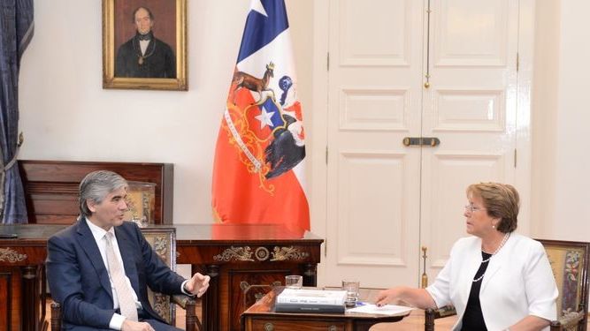 Francisco-Reynes-Abertis-presidenta-Chile